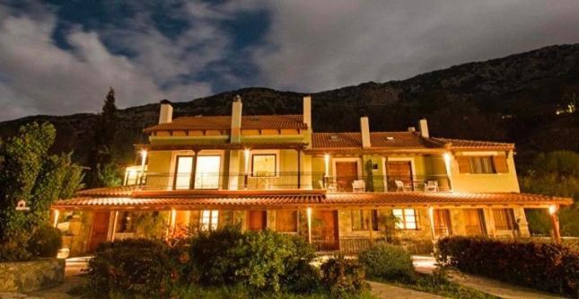 Guesthouse Mylona Arachova Ngoại thất bức ảnh