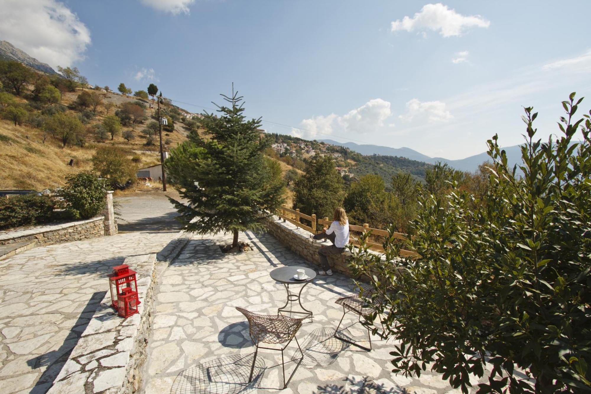 Guesthouse Mylona Arachova Ngoại thất bức ảnh